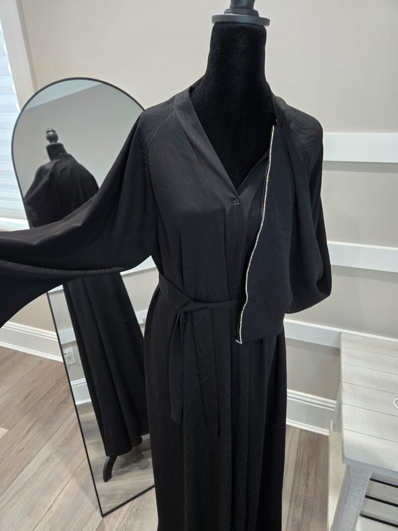 Crepe Jaccard abaya free size black color