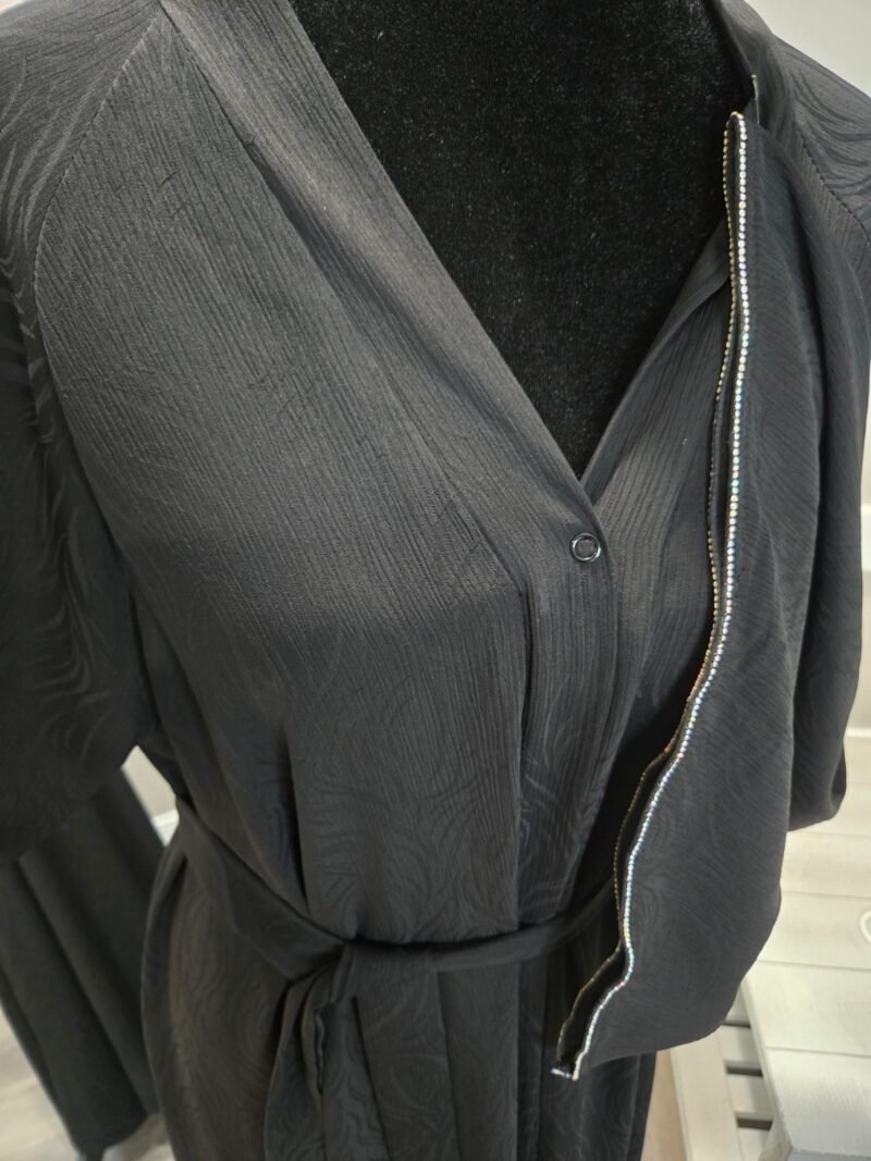 Crepe Jaccard abaya free size black color - Image 2