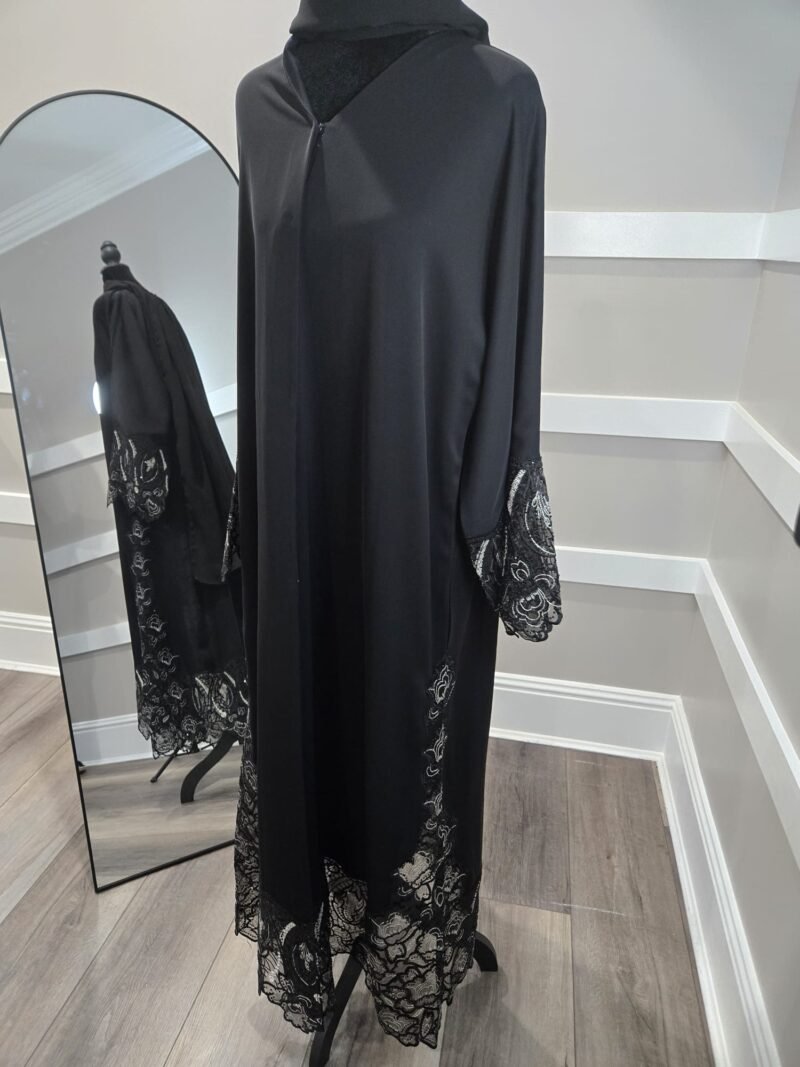 Dantelle luxury khaleejeh abaya - Image 2