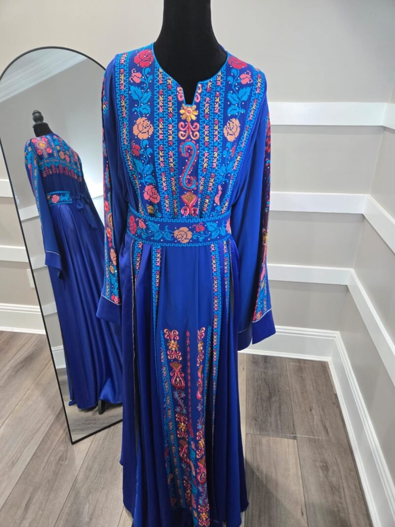 Embroidery abaya Size 4 and 5 - Image 3